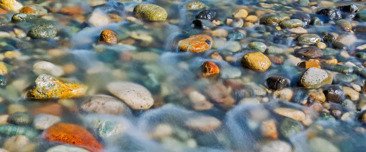 Можно ли использовать морскую или речную гальку вместо банных камней?